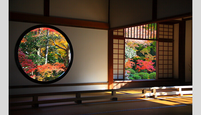 京の隠れ紅葉めぐりタクシーで行く源光庵