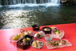 京都の奥座敷 貴船の川床べにや