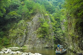 \\夏の避暑地でひんやり体験♪// 新緑の三段峡ハイキング